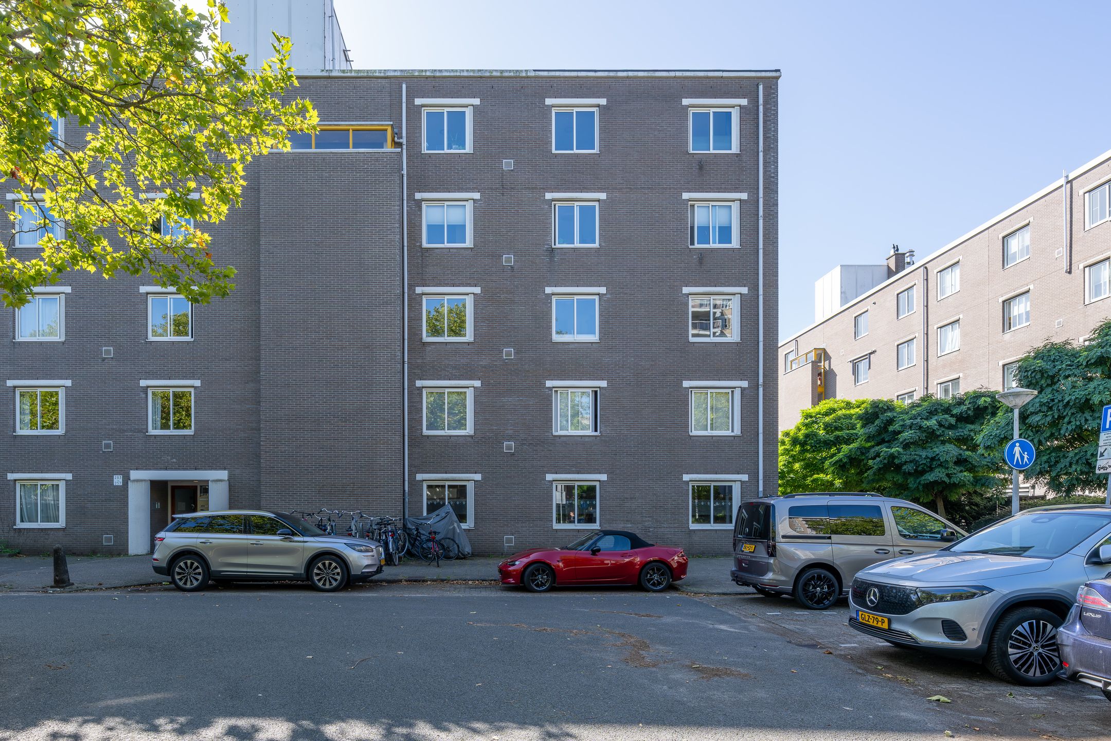Arent Janszoon Ernststraat 271 
