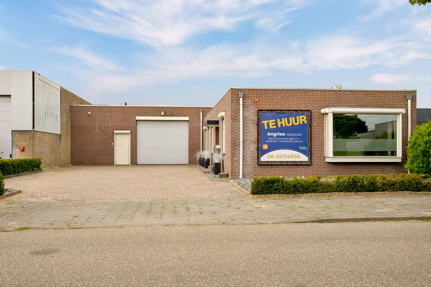 Bekijk foto 3 van De Meerheuvel 19
