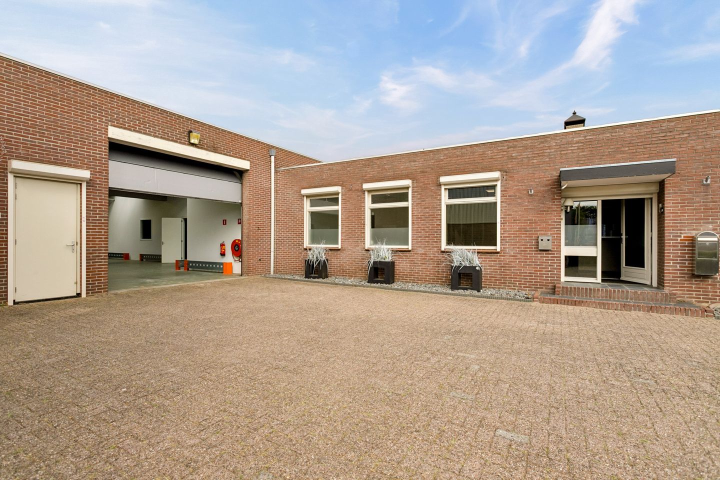 Bekijk foto 5 van De Meerheuvel 19