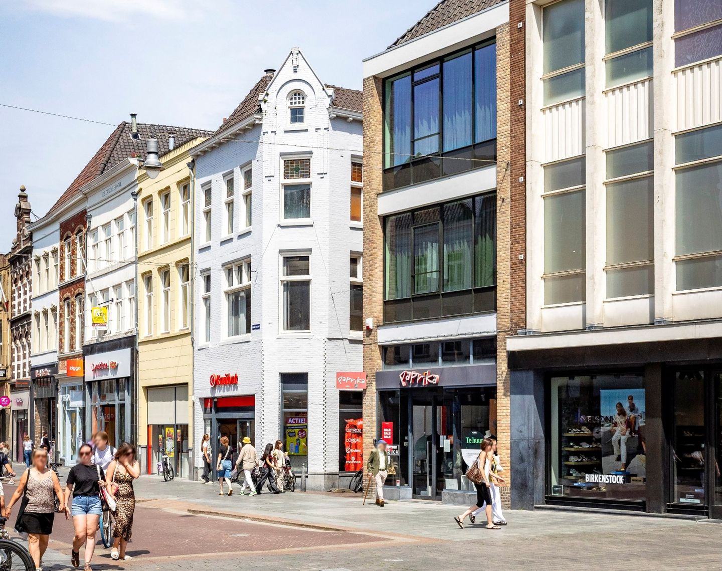 Bekijk foto 3 van Markt 105