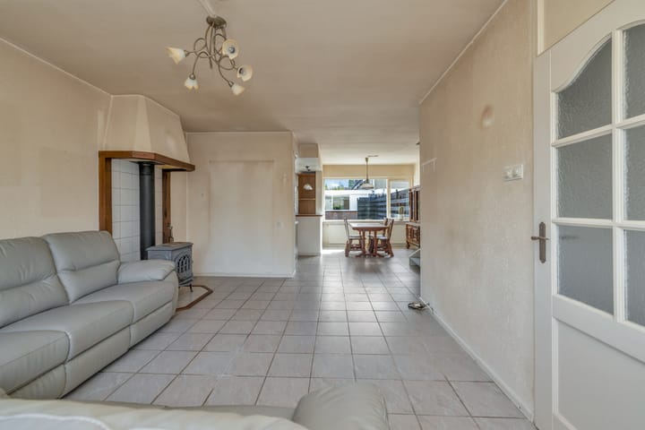 Photo 2 of Plevierstraat 48