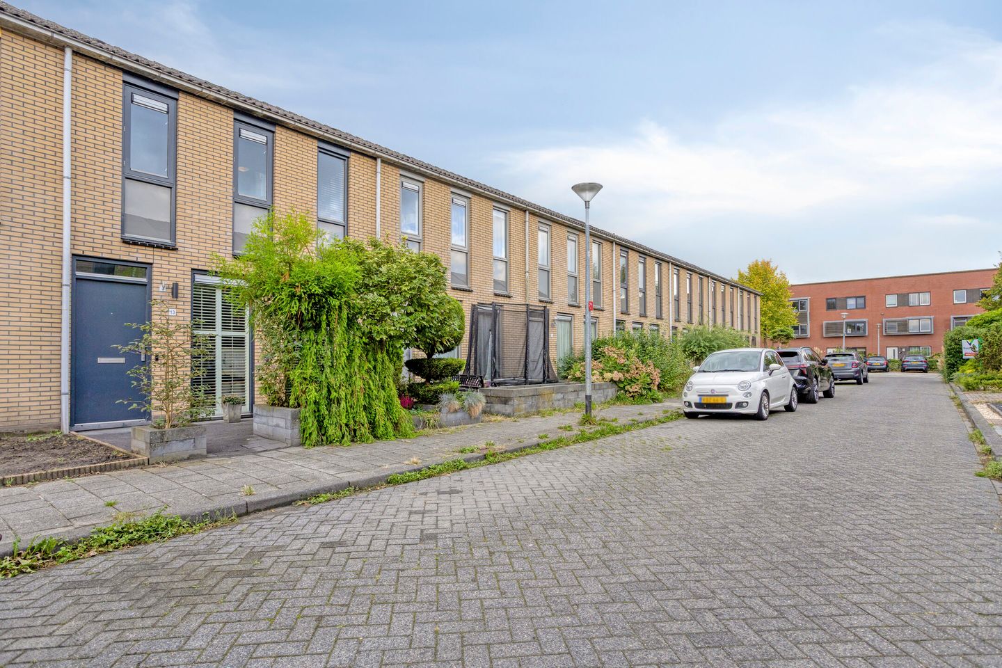 Photo 4 of Hein Leemhuisstraat 13