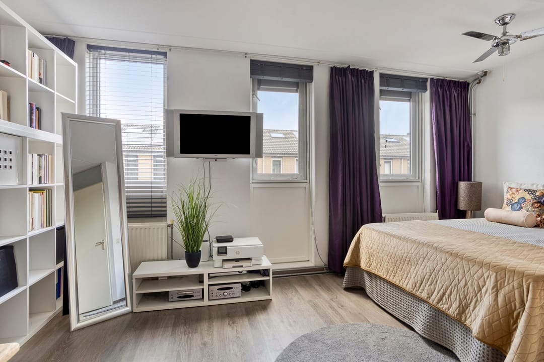 Photo 13 of Hein Leemhuisstraat 13