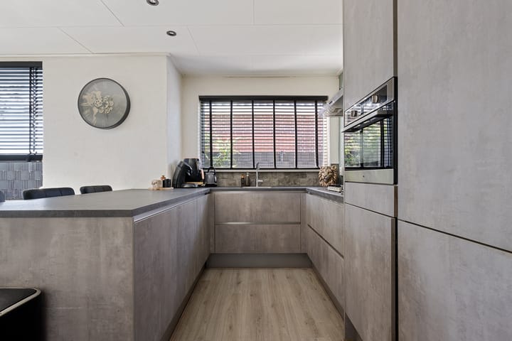 Vrijstaande woning te koop: Zuiderdiep 345, 2E Exloërmond