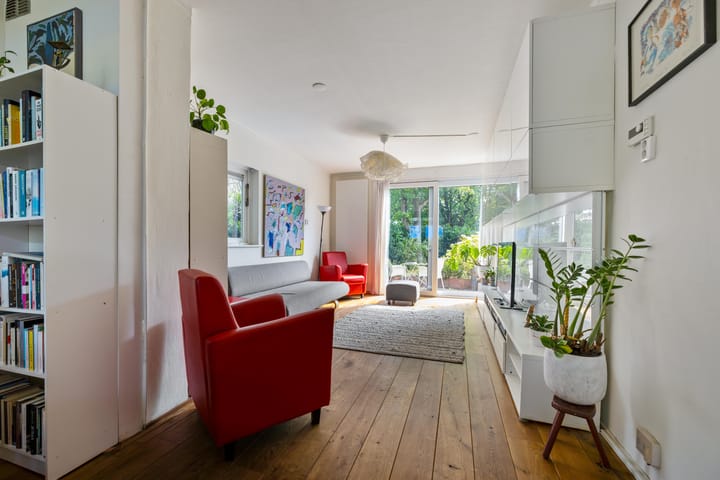 Hoekwoning te koop: Jacob van Ruysdaelstraat 75, Groningen