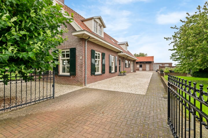 Photo 4 of Parkstraat 34