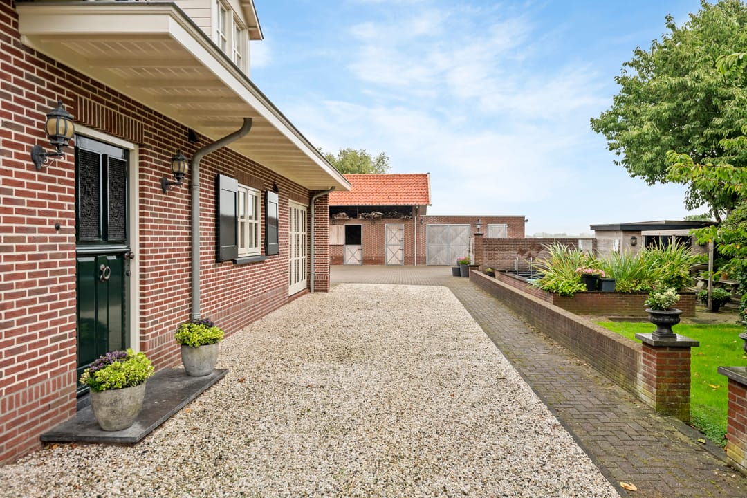 Photo 53 of Parkstraat 34