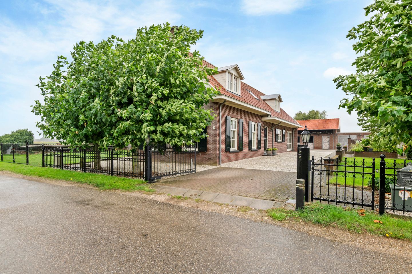 Photo 89 of Parkstraat 34