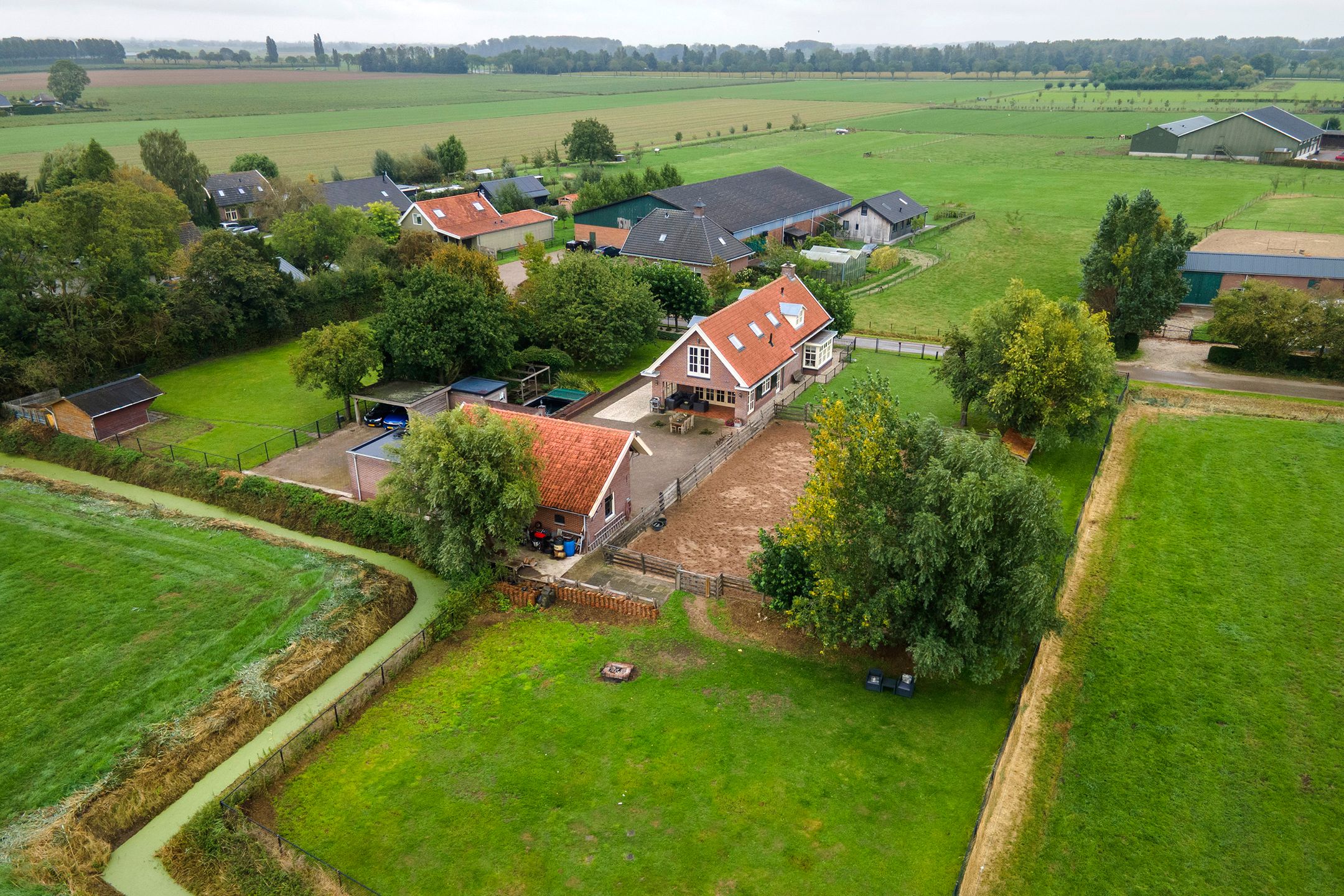 Photo 102 of Parkstraat 34