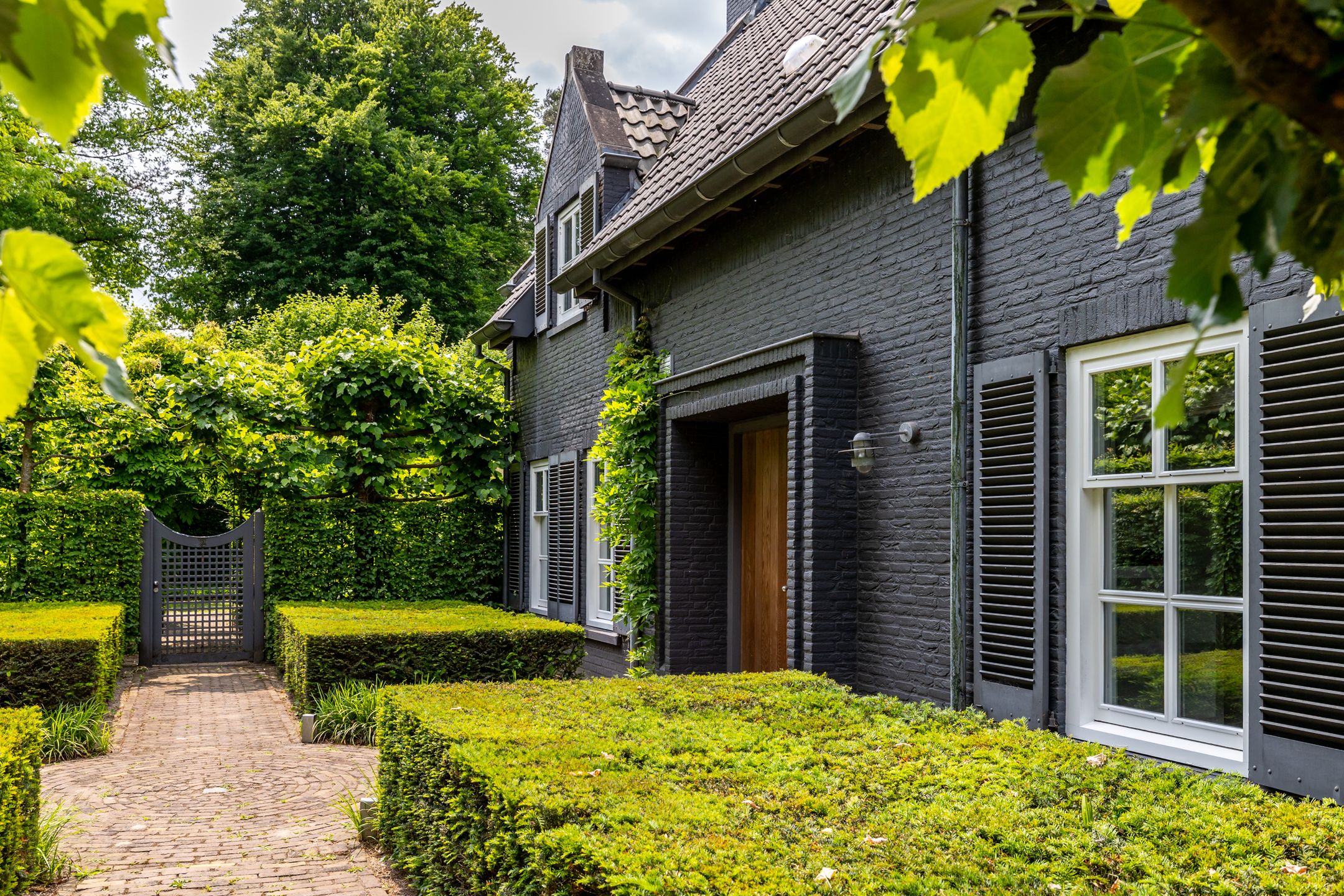 Photo 9 of Montenspark 2-B
