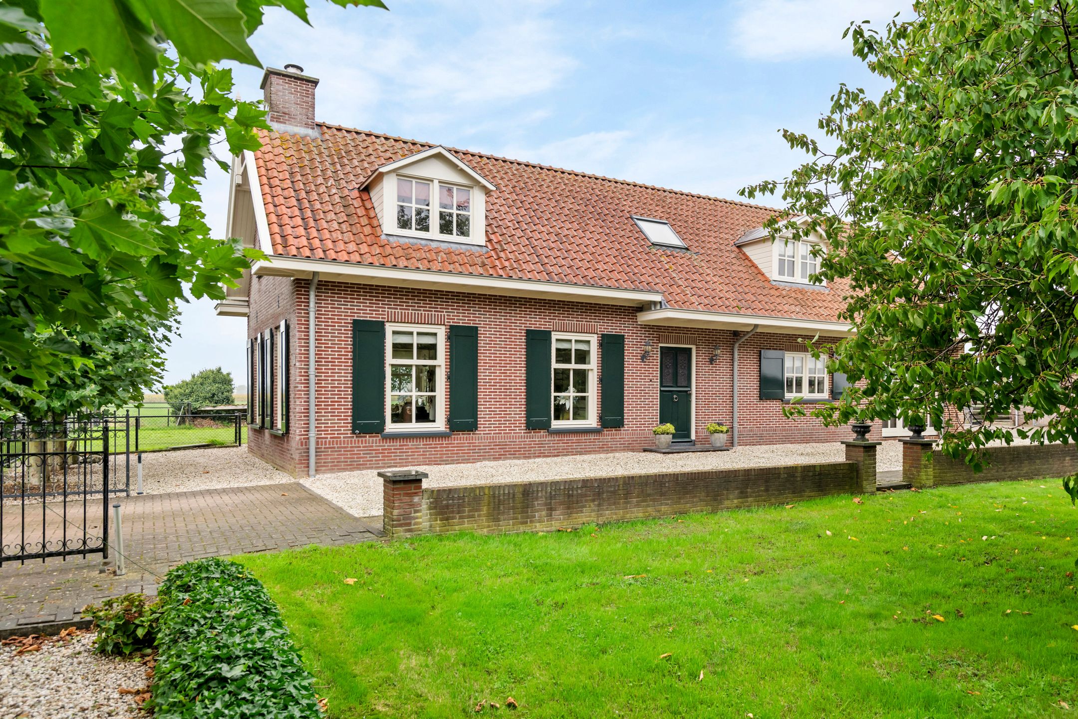 Photo 51 of Parkstraat 34