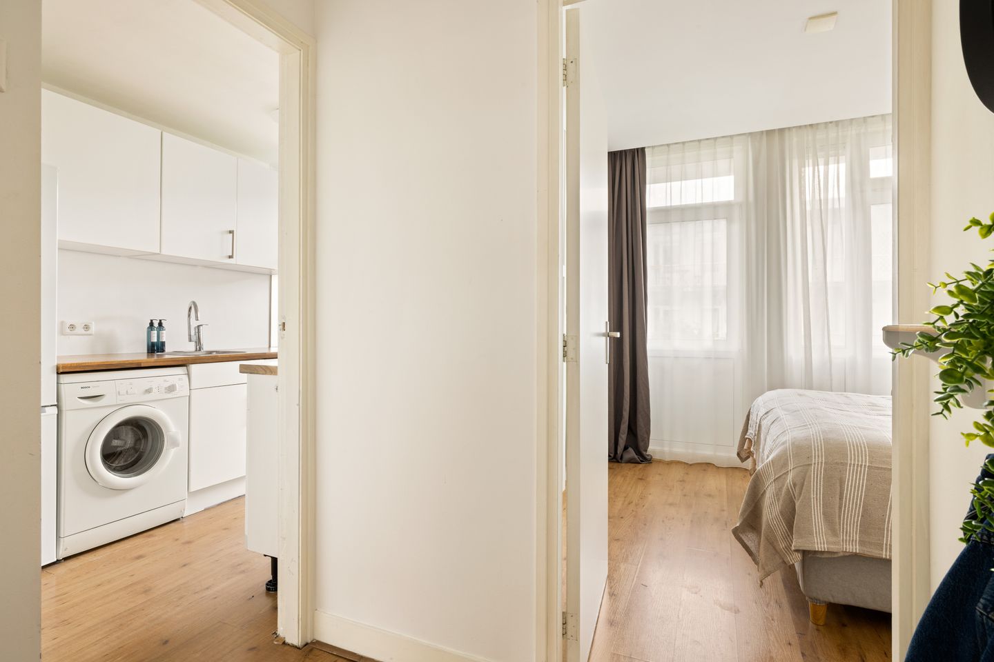 Photo 25 of Balboastraat 52-2