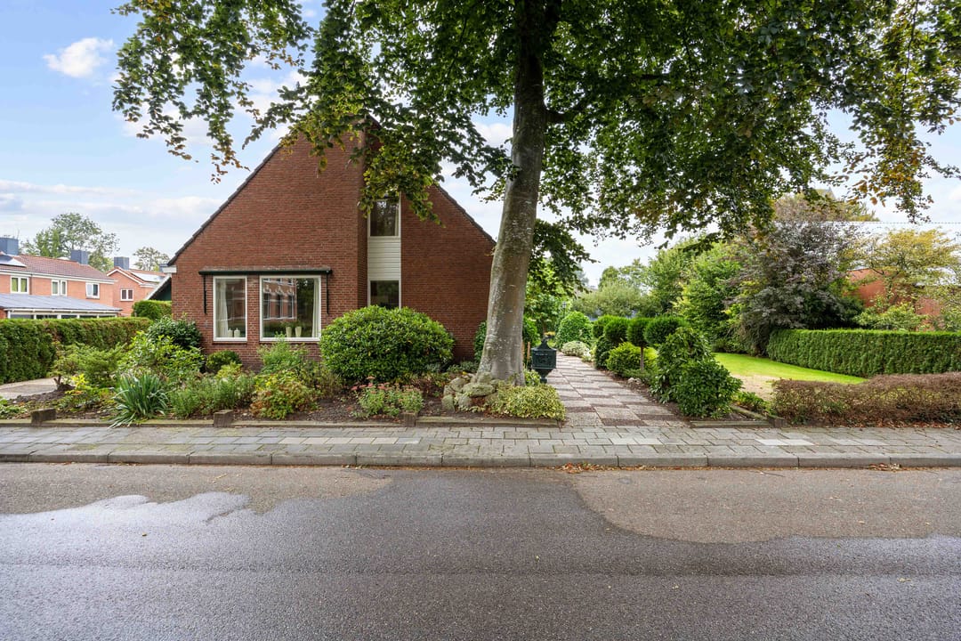 Foto 7 van Veenlaan 1