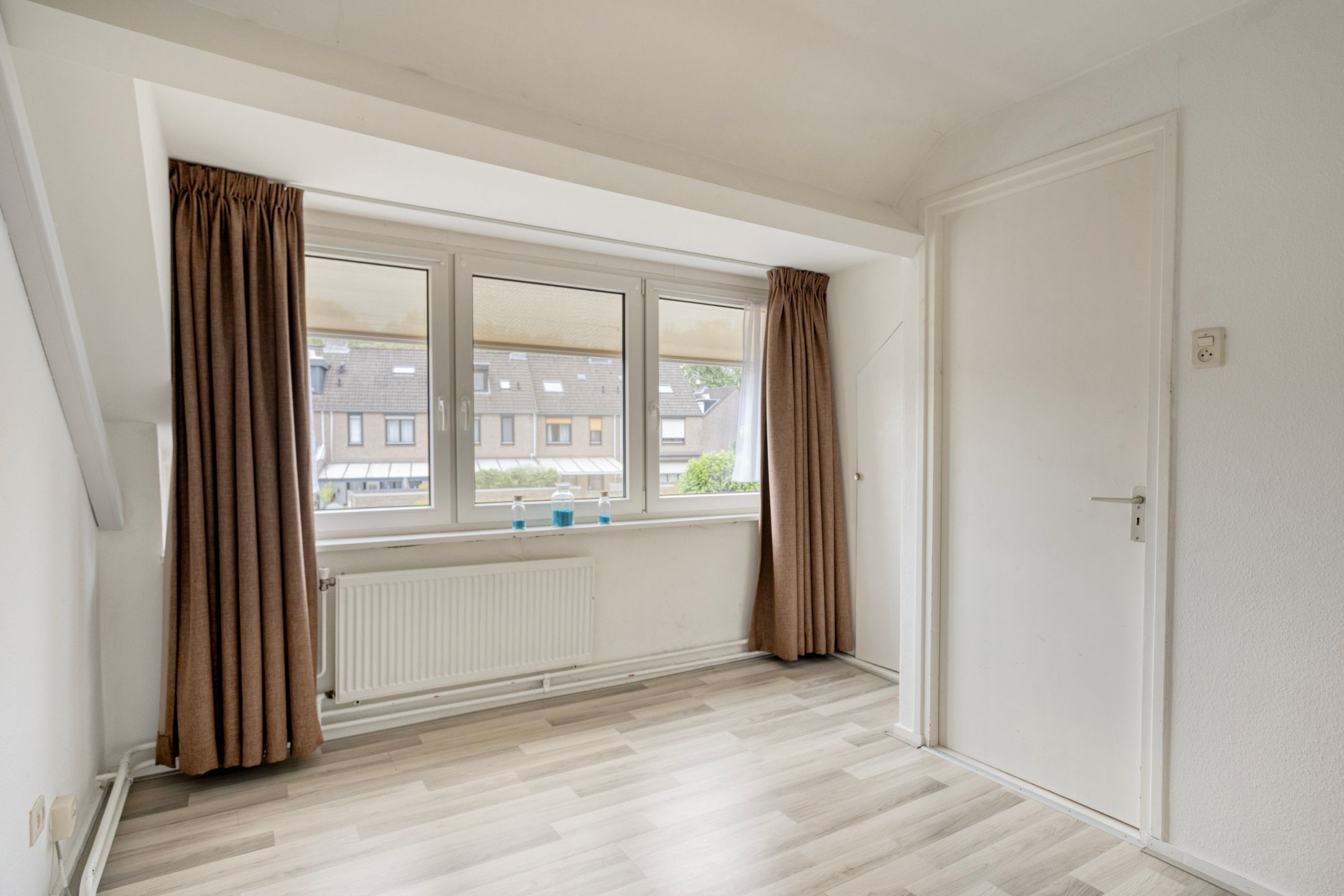 Foto 42 van Demertstraat 27