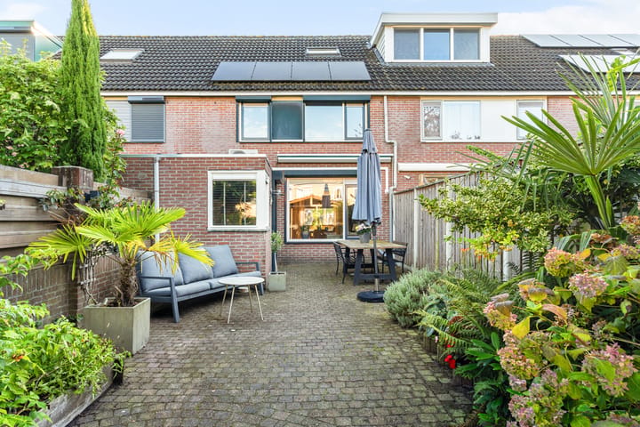 Tussenwoning te koop: Hekoord 15, Breda