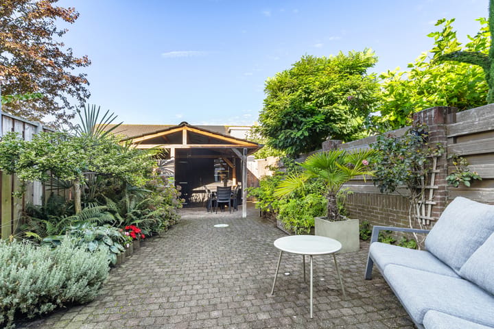 Tussenwoning te koop: Hekoord 15, Breda
