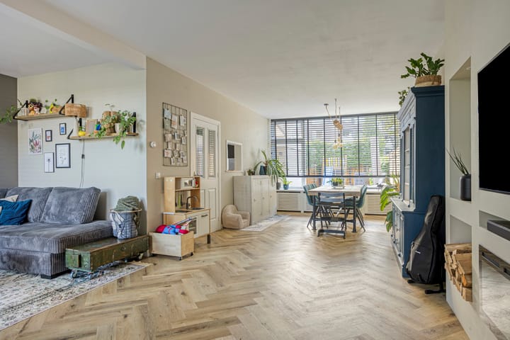 Hoekwoning te koop: Jan Mankeshof 49, Meppel