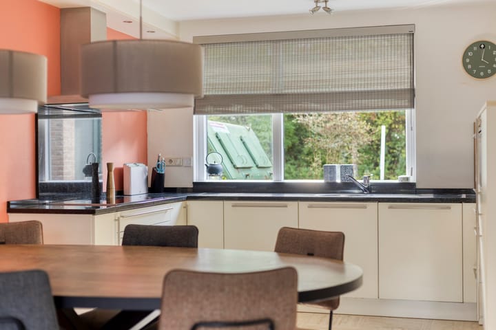 Tussenwoning te koop: Médoclaan 46, Eindhoven