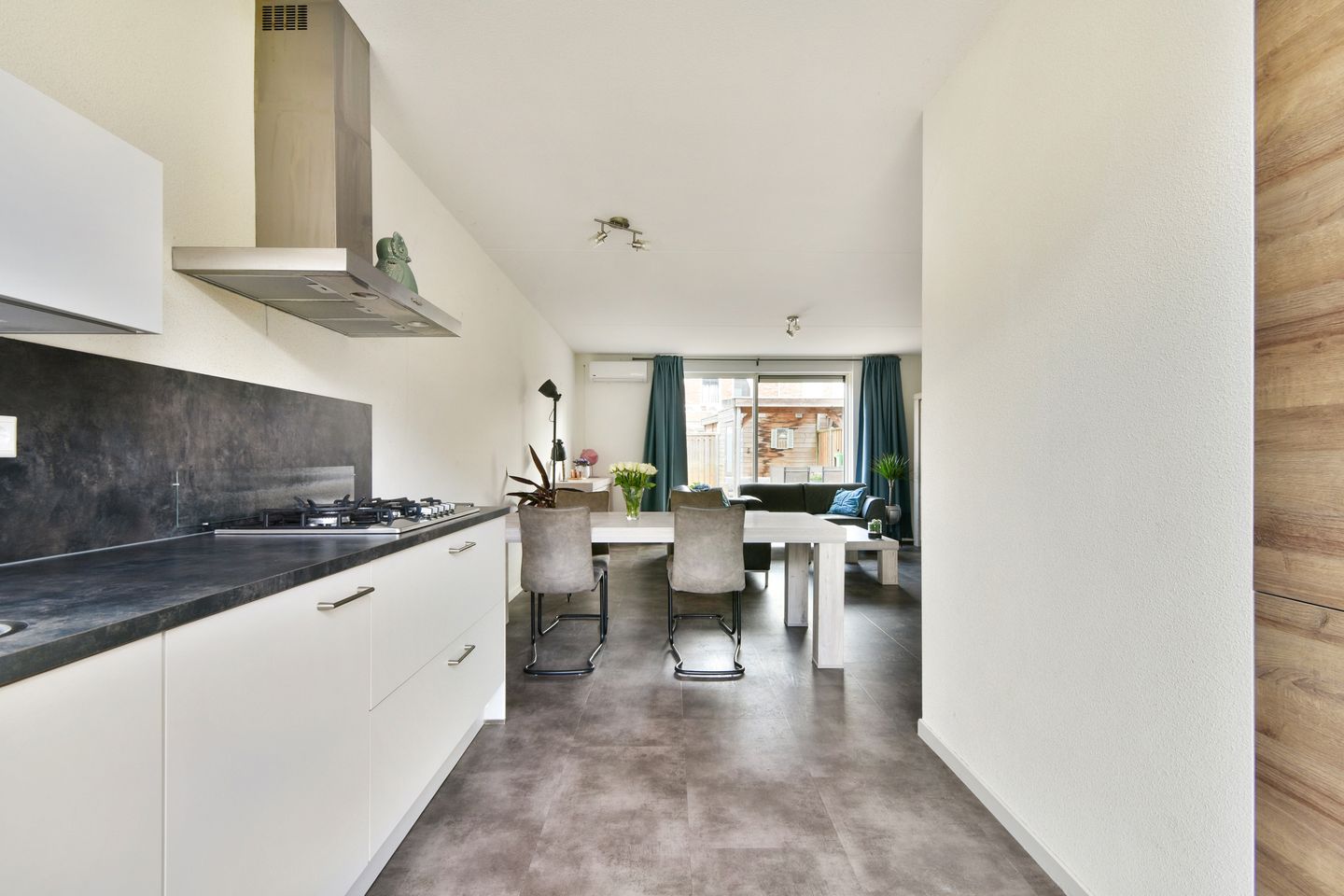 Photo 14 of Carel Willinklaan 5