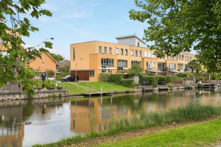 Photo 2 of Henk Sprengerweg 18