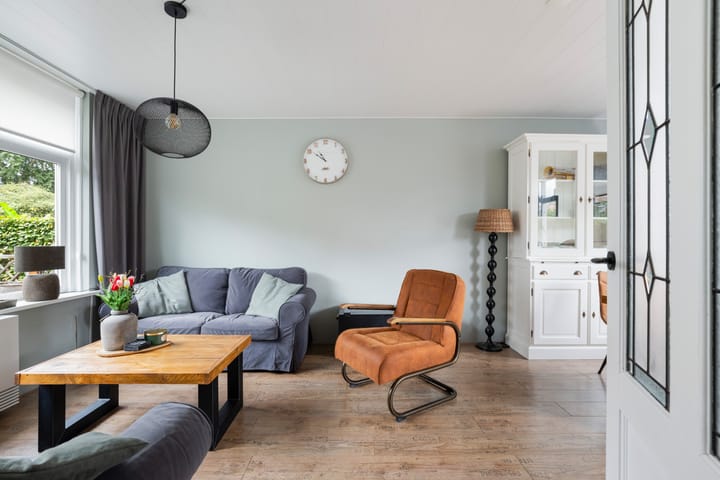 Tussenwoning te koop: van Ruysdaelstraat 3, Krimpen Aan Den Ijssel