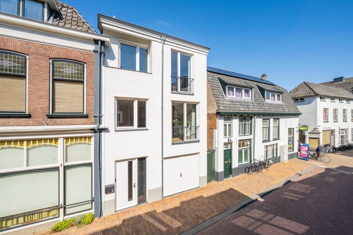Appartement te koop: Ambtmanstraat 2, Tiel