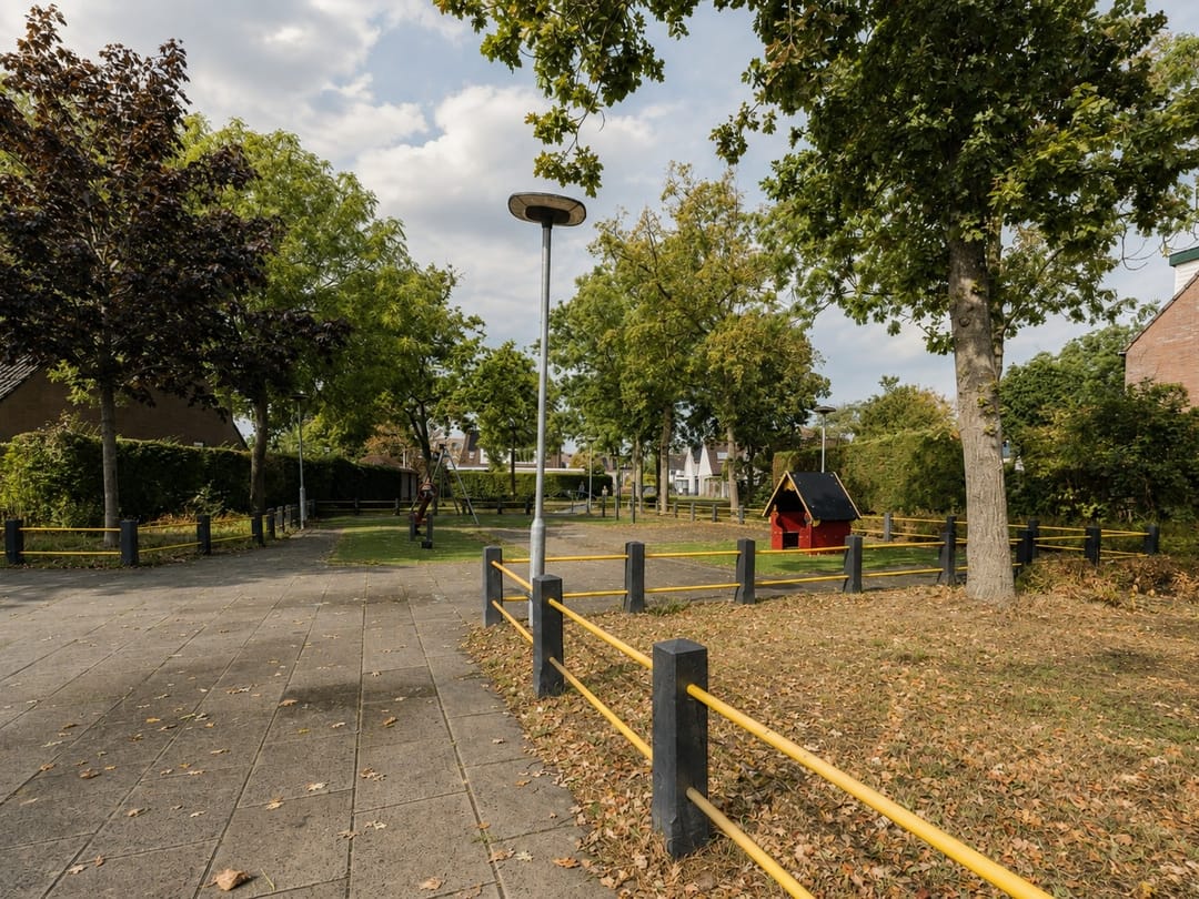 Photo 28 of Oesterstraat 27