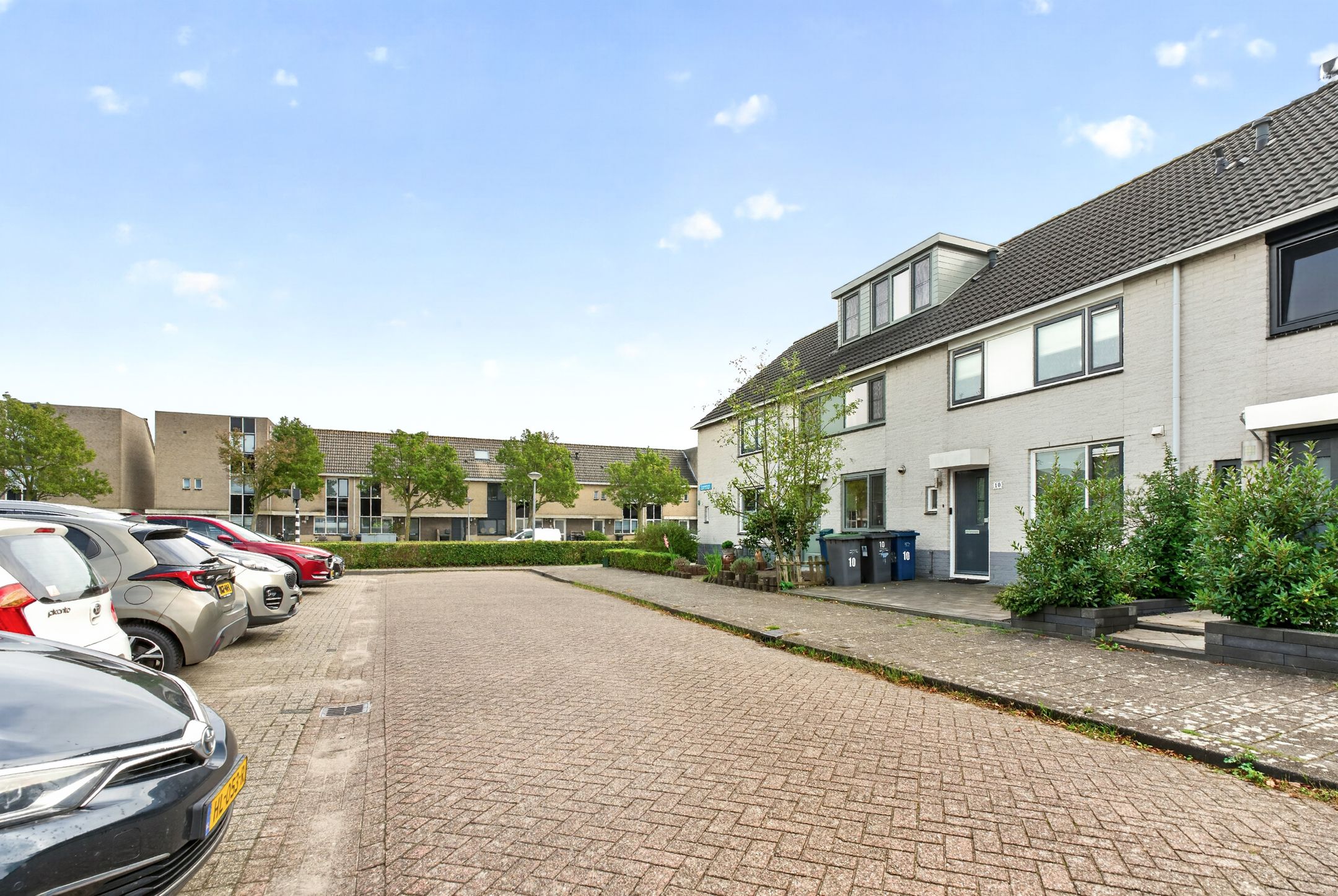 Photo 42 of Carusostraat 12