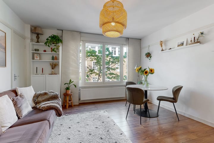 Studio te koop: Cornelis Trooststraat 6-2, Amsterdam