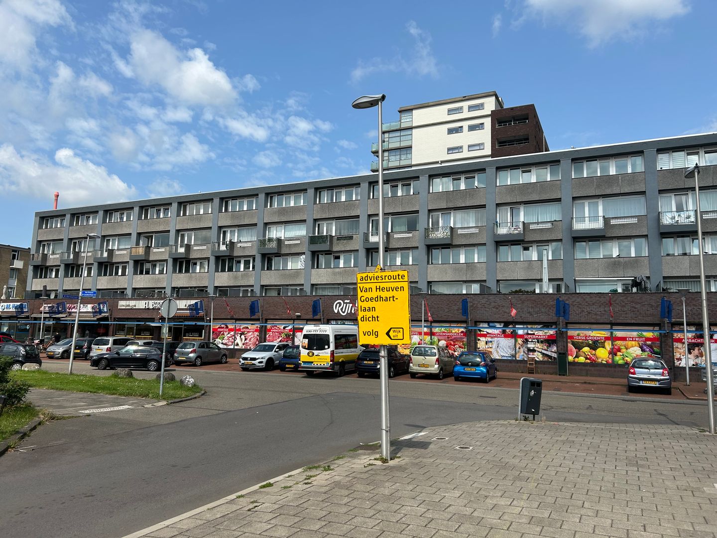 Bekijk foto 1 van Van Heuven Goedhartlaan 77-E