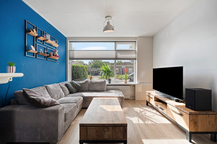 Foto 4 van van Rennesstraat 8