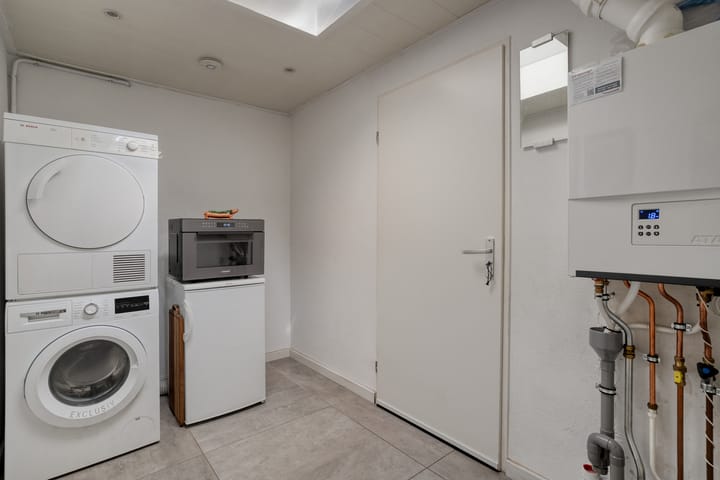 Twee-onder-één-kap te koop: Leeuwerikstraat 15, Nijeveen