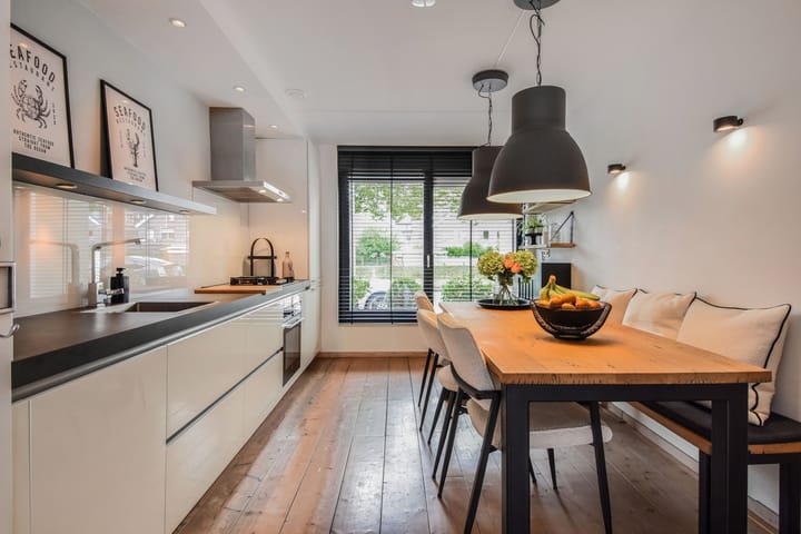 Tussenwoning te koop: Pijlkruidveld 23, 'S-Gravenhage