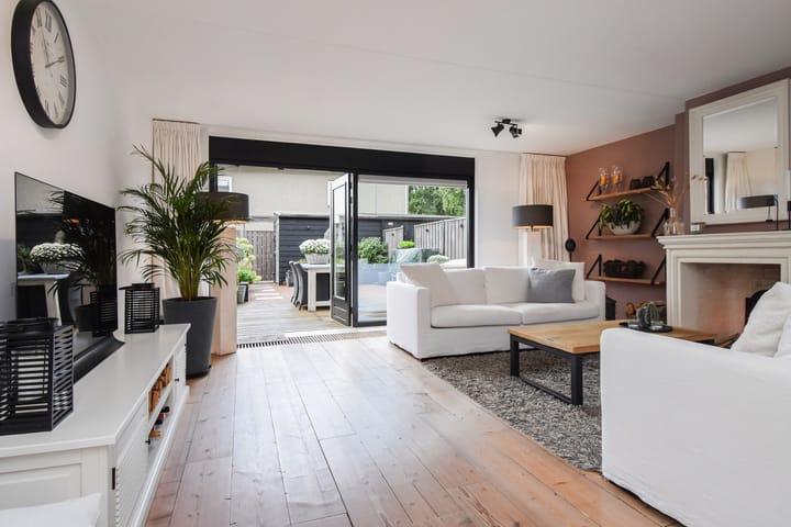 Tussenwoning te koop: Pijlkruidveld 23, 'S-Gravenhage