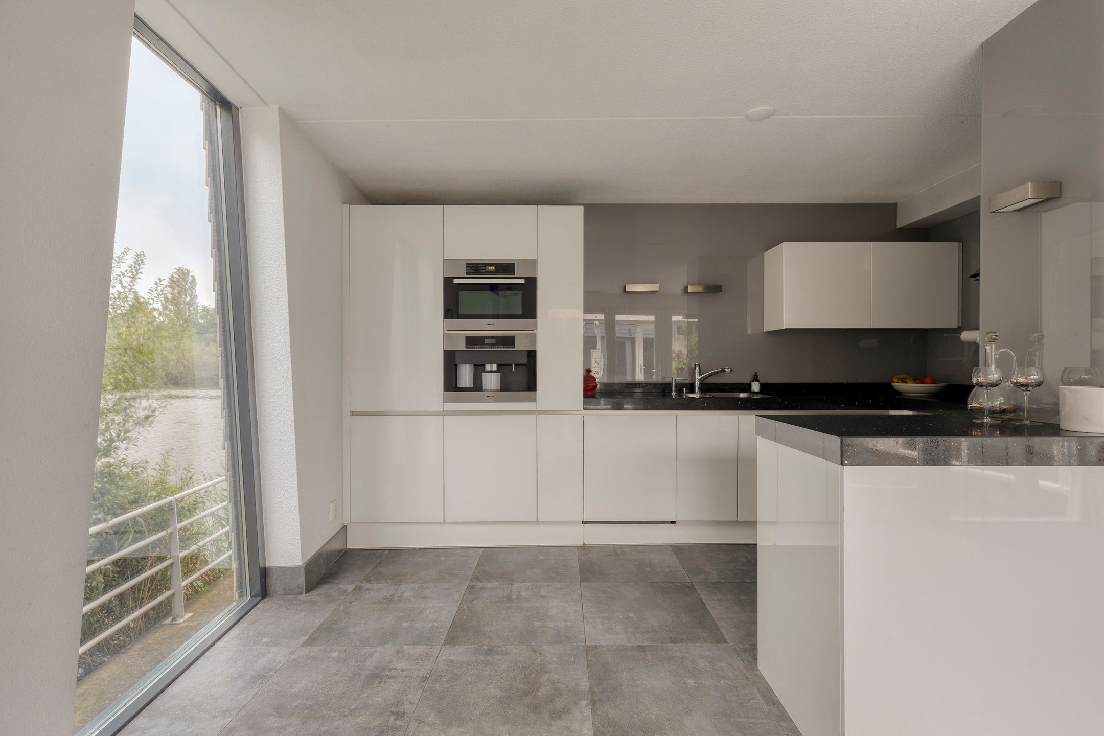 Photo 9 of Marlestraat 23