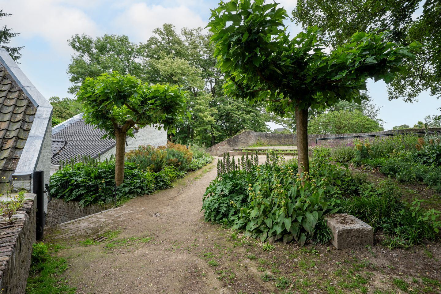 Photo 34 of Heksenstraat 1