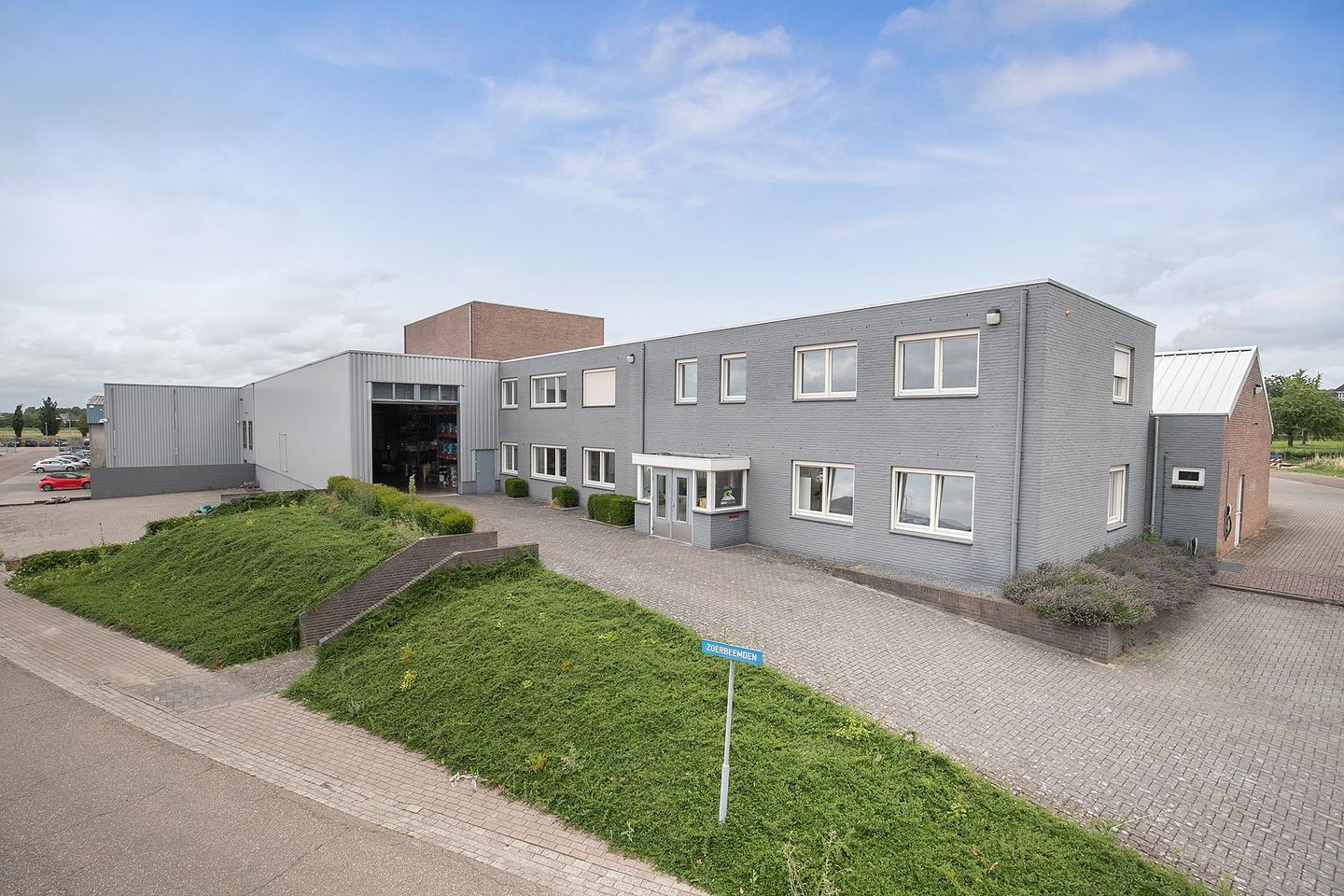 View photo 3 of Industrieweg 15