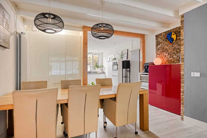 Tussenwoning te koop: Zuid-Westsingel 188, Bergen Op Zoom