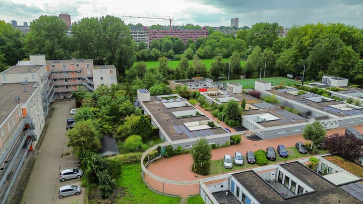 Tussenwoning te koop: De Larix 12, Groningen