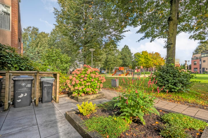Tussenwoning te koop: Weidelaan 177, Raalte