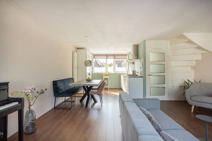 Tussenwoning te koop: Willemsbos 162, Hoofddorp