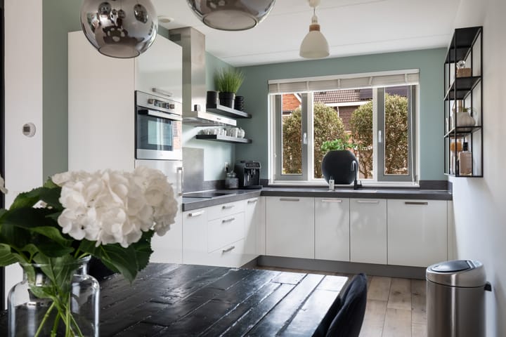 Tussenwoning te koop: Forum 7, Naaldwijk