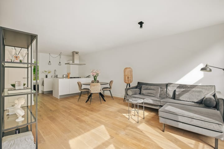 Appartement te koop: Wilhelminastraat 28-1, Amsterdam