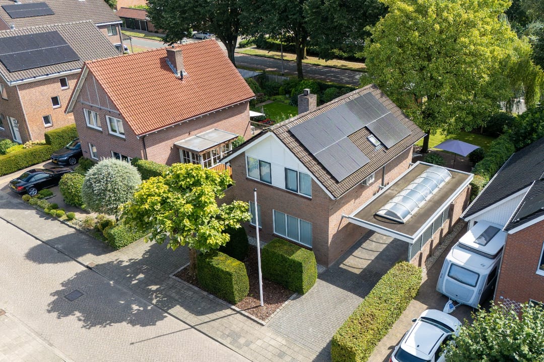 Foto 43 van De Zwaan 47