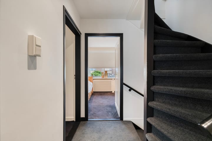 Tussenwoning te koop: Zwartepad 10, Warmenhuizen