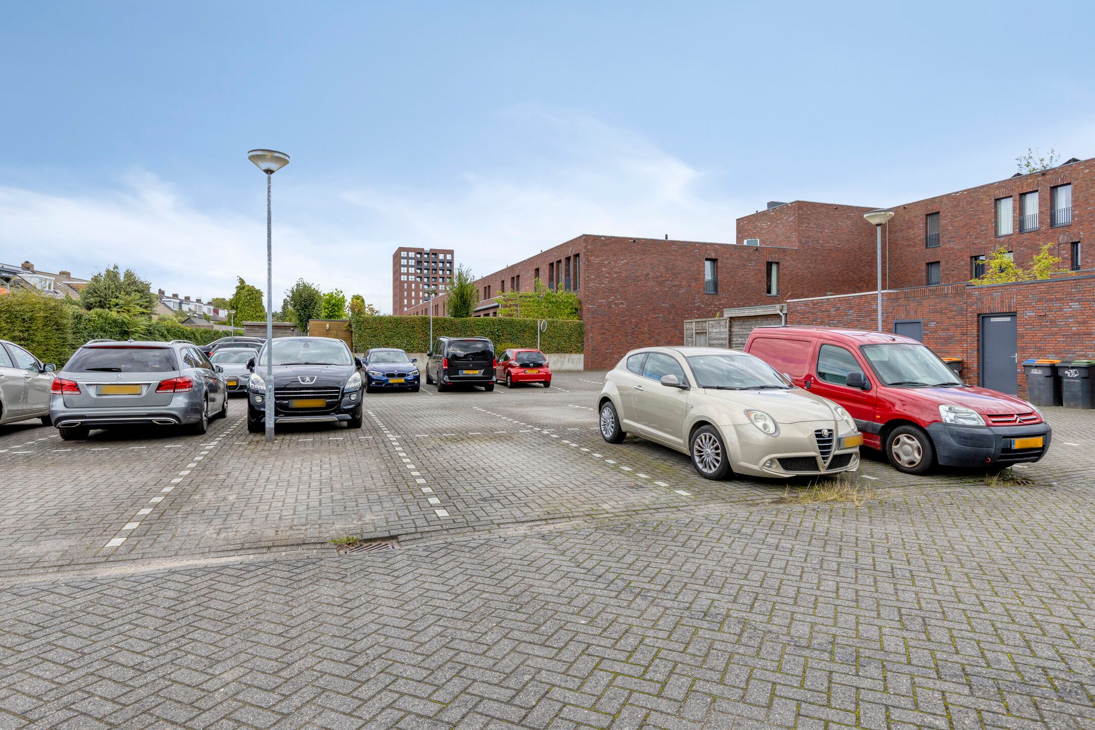 Photo 33 of De Werf 195