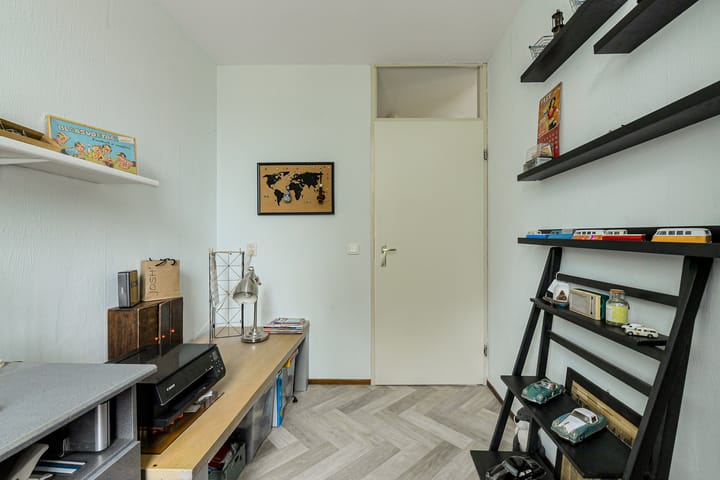 Tussenwoning te koop: Van Someren-Downerlaan 15, Oosterhout (Nb)