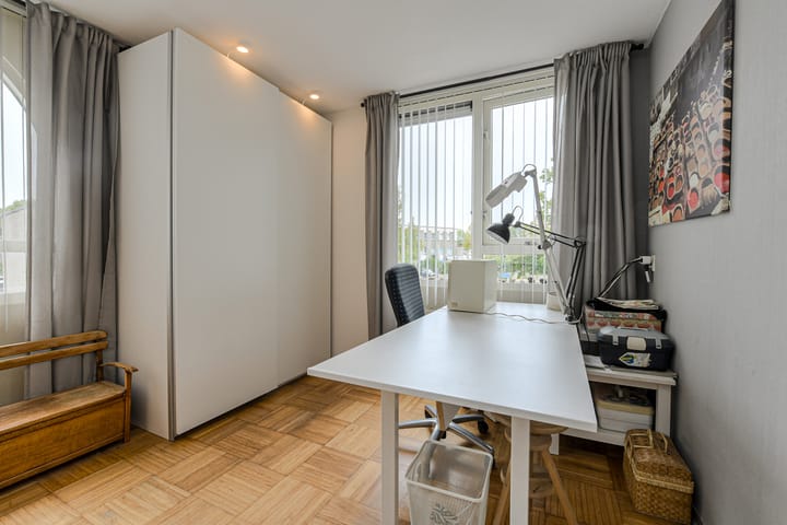 Tussenwoning te koop: Van Someren-Downerlaan 15, Oosterhout (Nb)