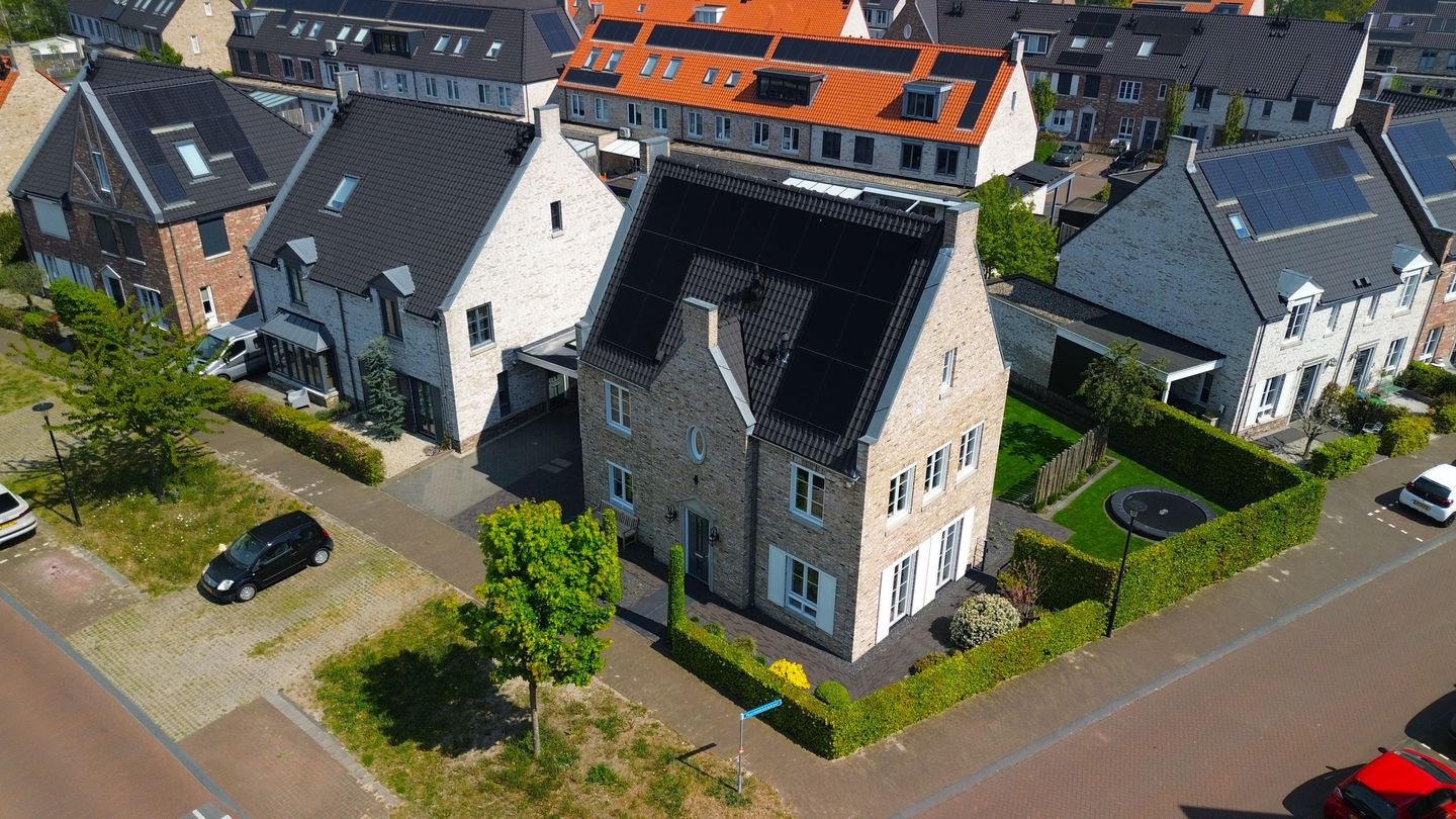 Foto 40 van Bloemendreef 24