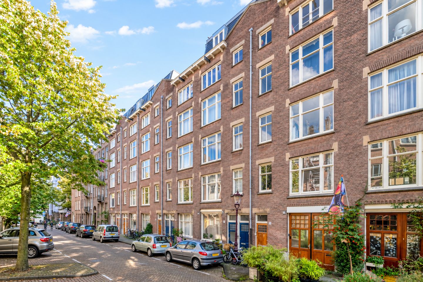 Foto 1 van Tolstraat 52-4
